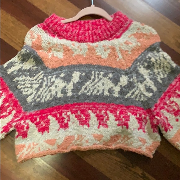 Cute sweater - Picture 2 of 2